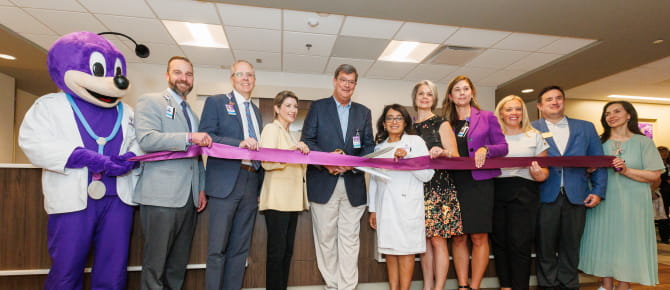 Group at ribbon cutting